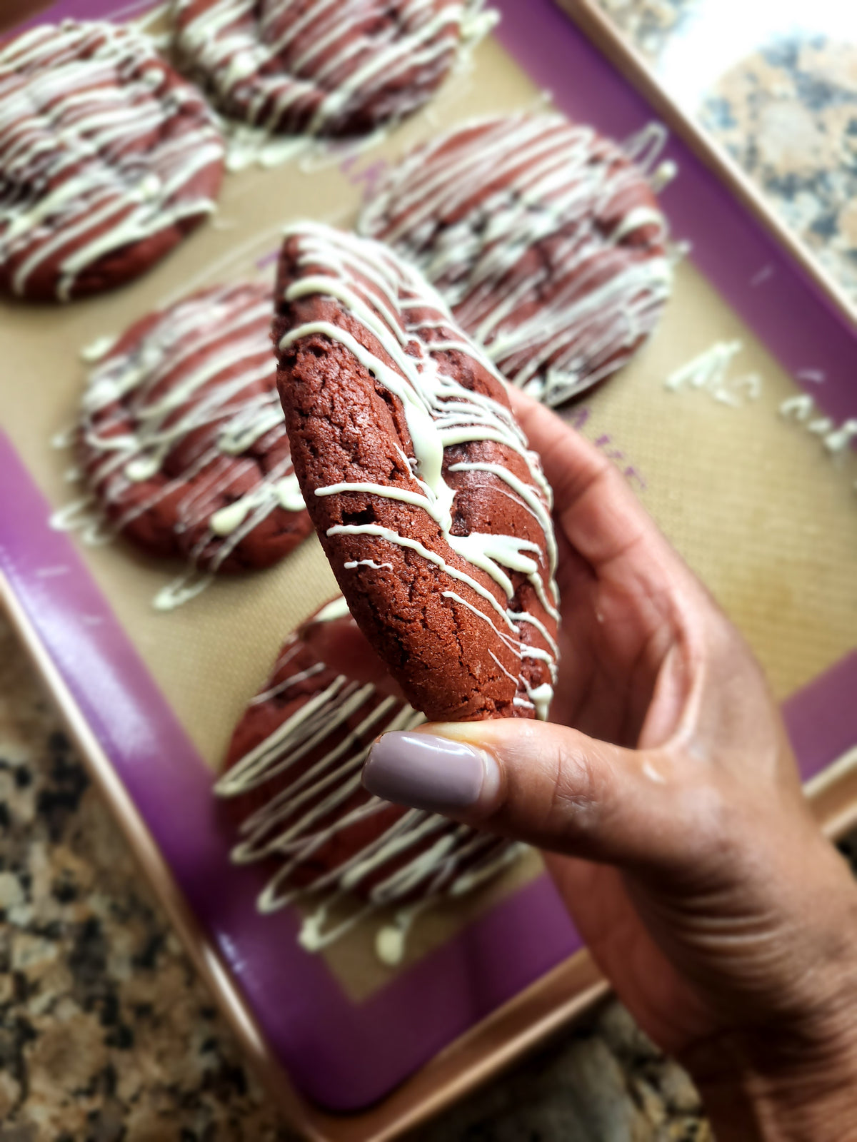 Red Velvet Cookie stuff/cream Cheese