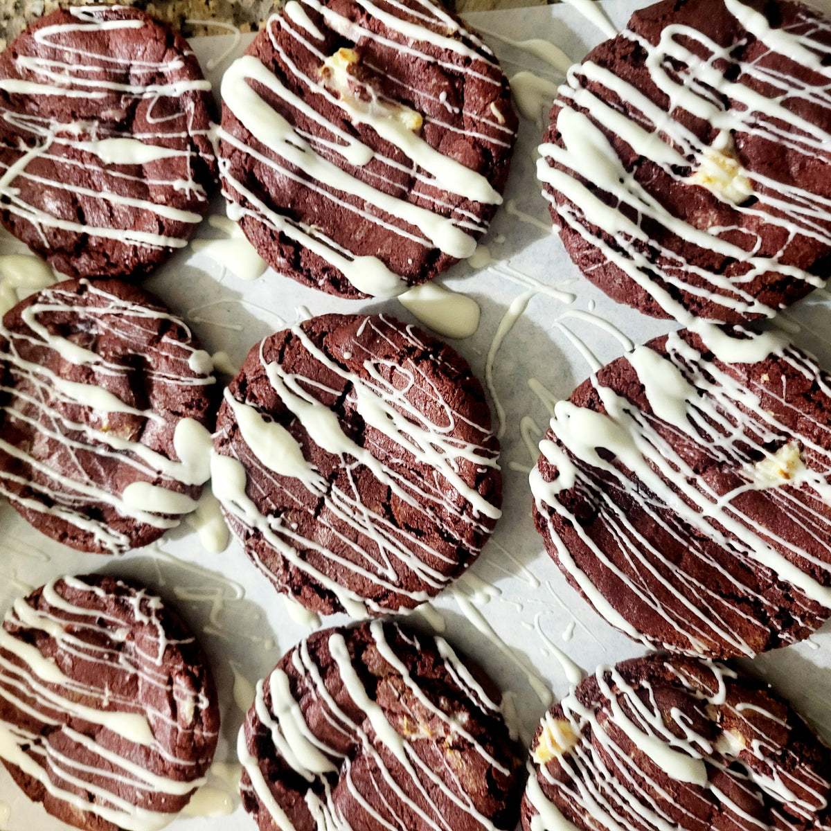 Red Velvet Cookie stuff/cream Cheese